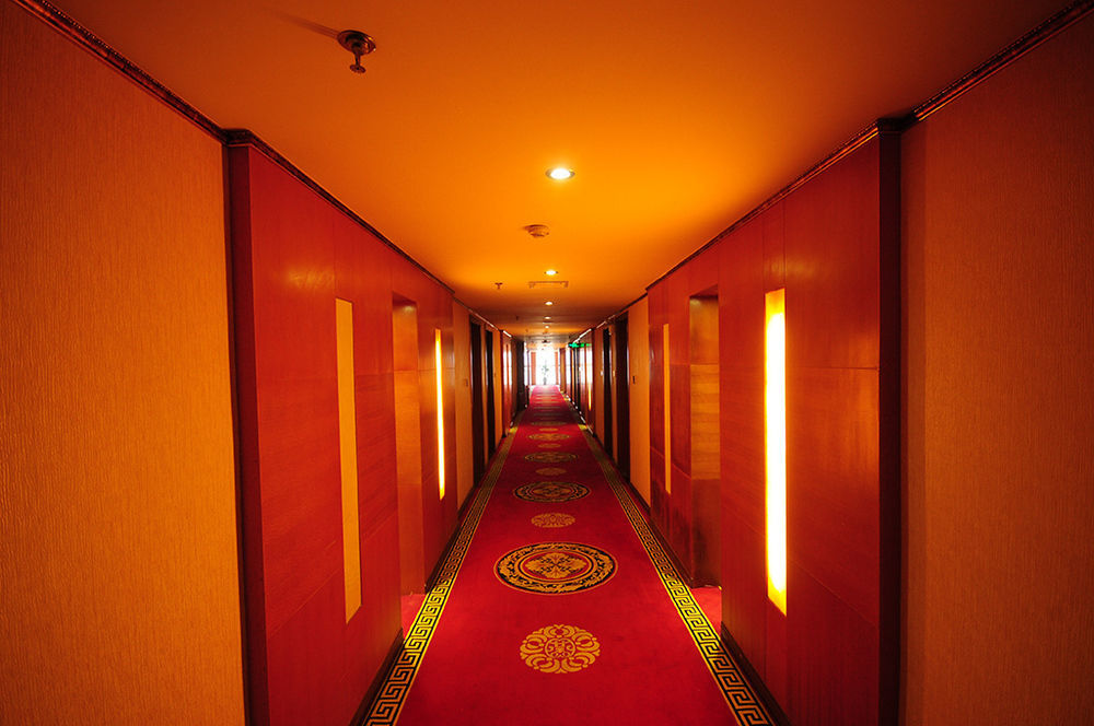 Chengdu Bai Gang International Hotel Exterior photo